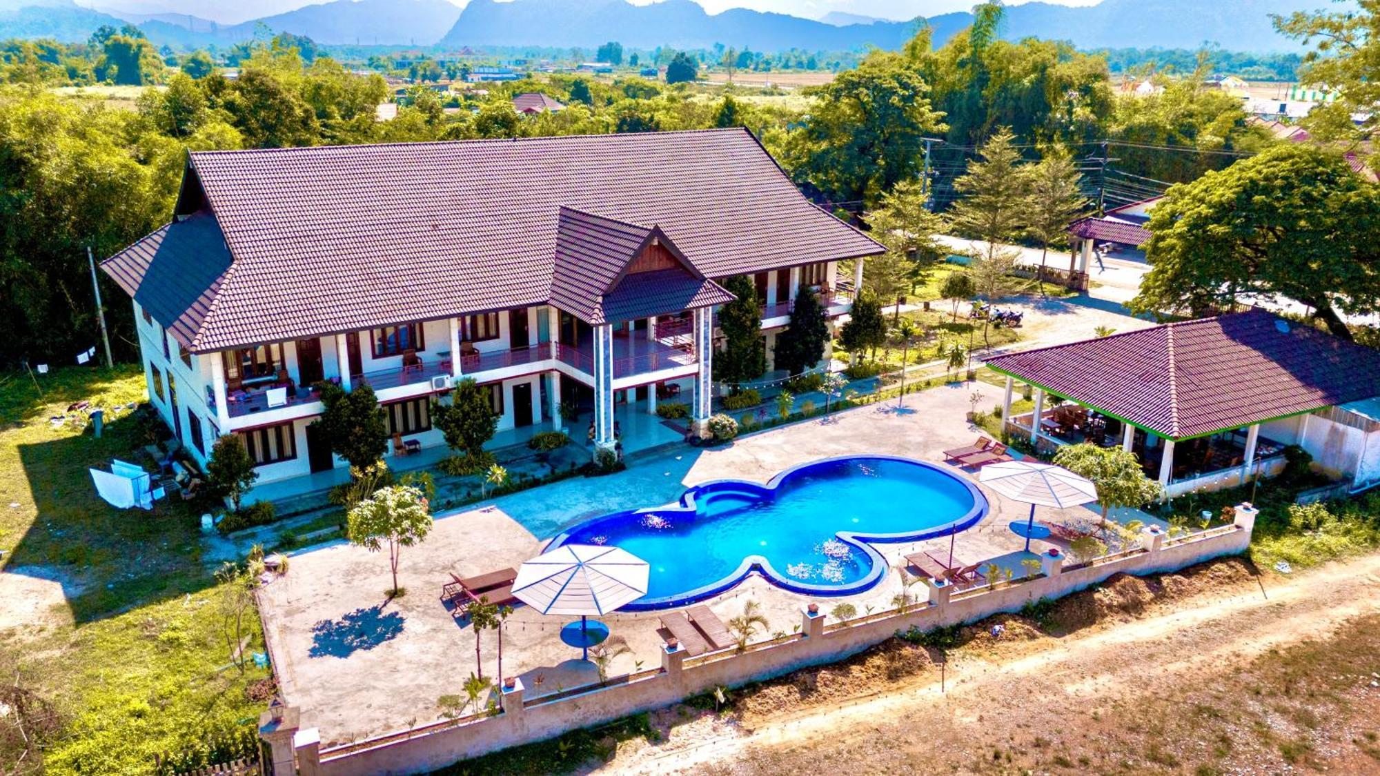 Vang Vieng Garden Resort Luaran gambar